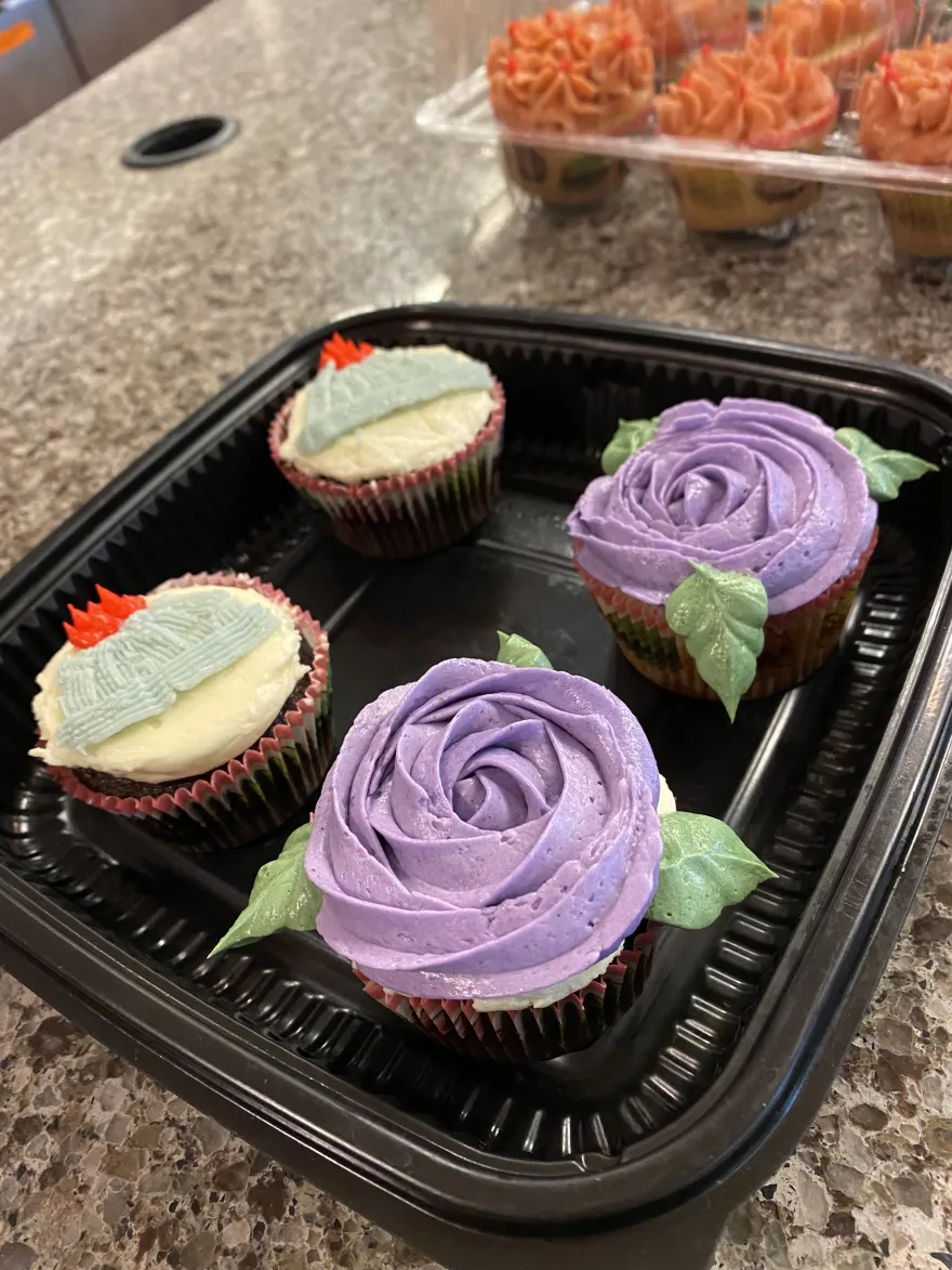 Deane's Cupcakes 