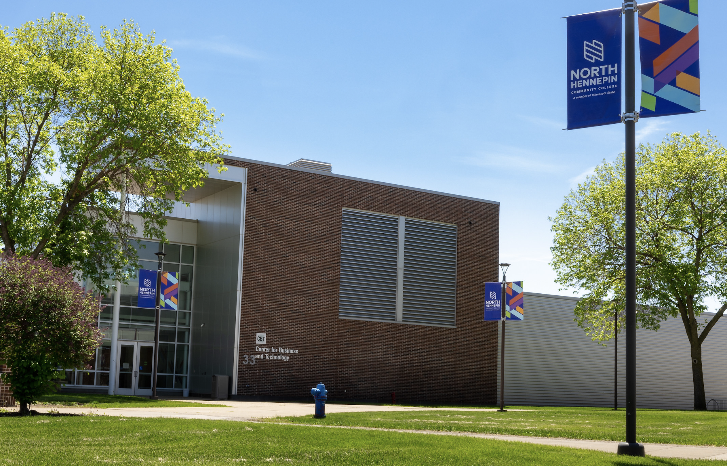 Photo of NHCC's Center for Business & Technology building