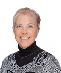 this is a smiling headshot photo of NHCC nursing faculty, Linda Carlyon.