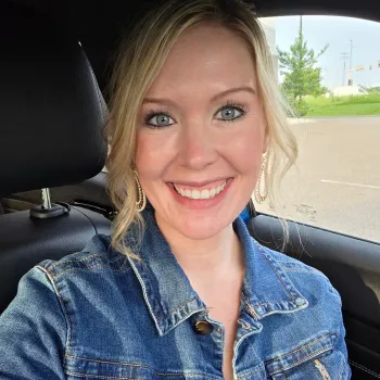 This is a headshot photo of NHCC's newest counselor in the CARE Center, Sabrina Skeens. 